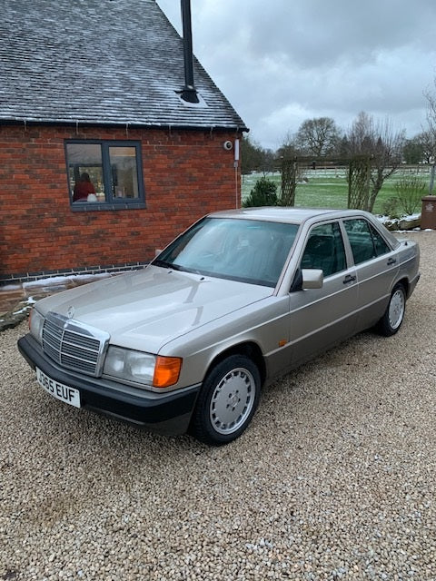 Mercedes Benz 190E