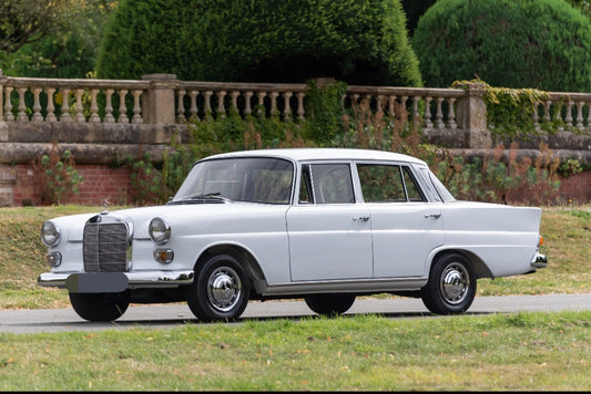 Mercedes Benz Fintail