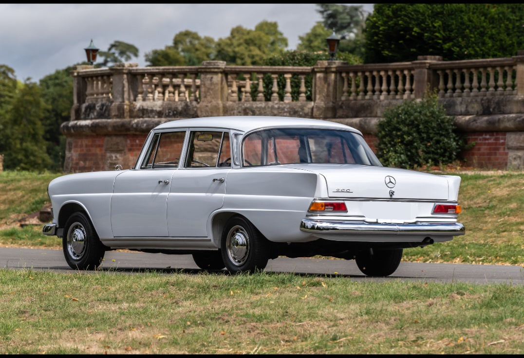 Mercedes Benz Fintail