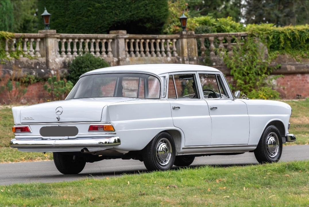 Mercedes Benz Fintail