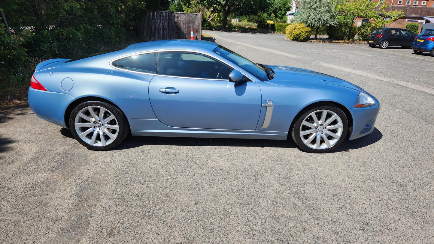 Jaguar XKR
