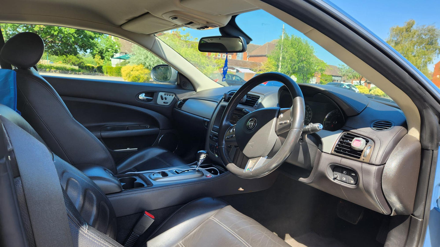 Jaguar XKR