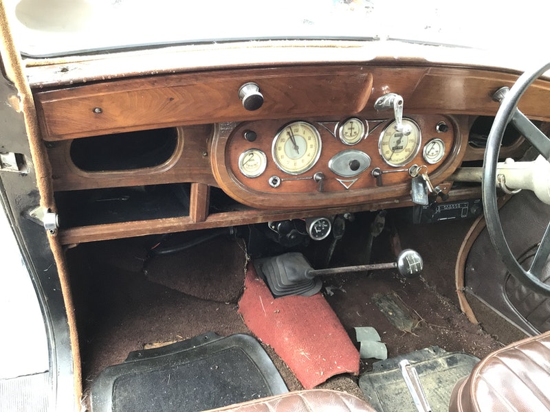 Wolseley 16/65 Saloon