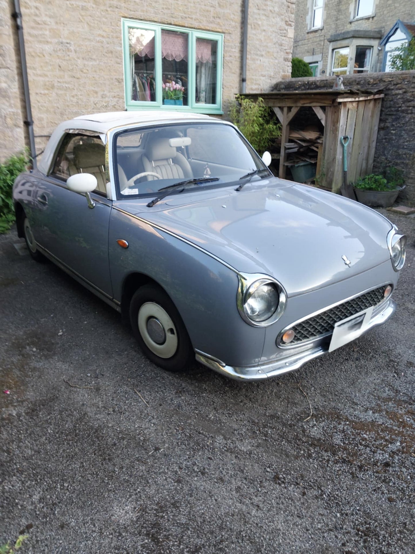 Nissan Figaro