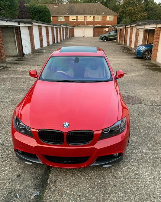 BMW E90 320i