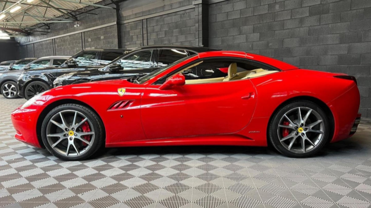 Ferrari California