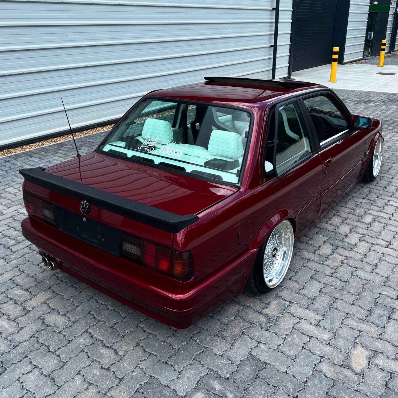 BMW E30 325i MTEC