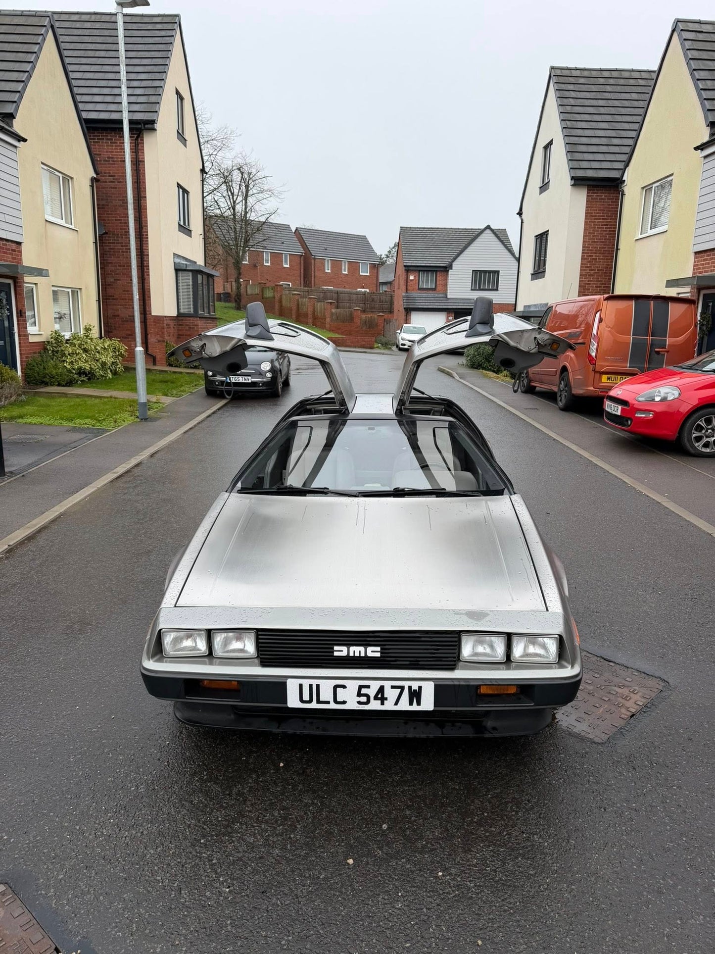 DeLorean DMC-12