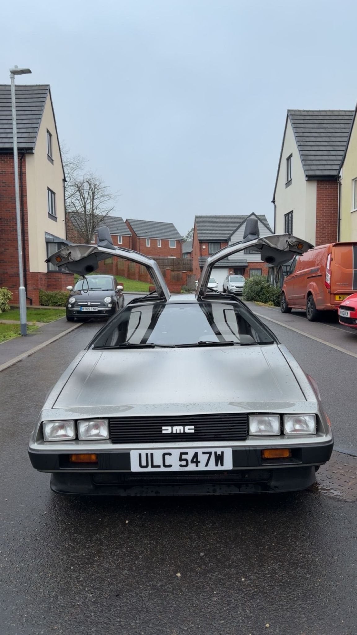 DeLorean DMC-12