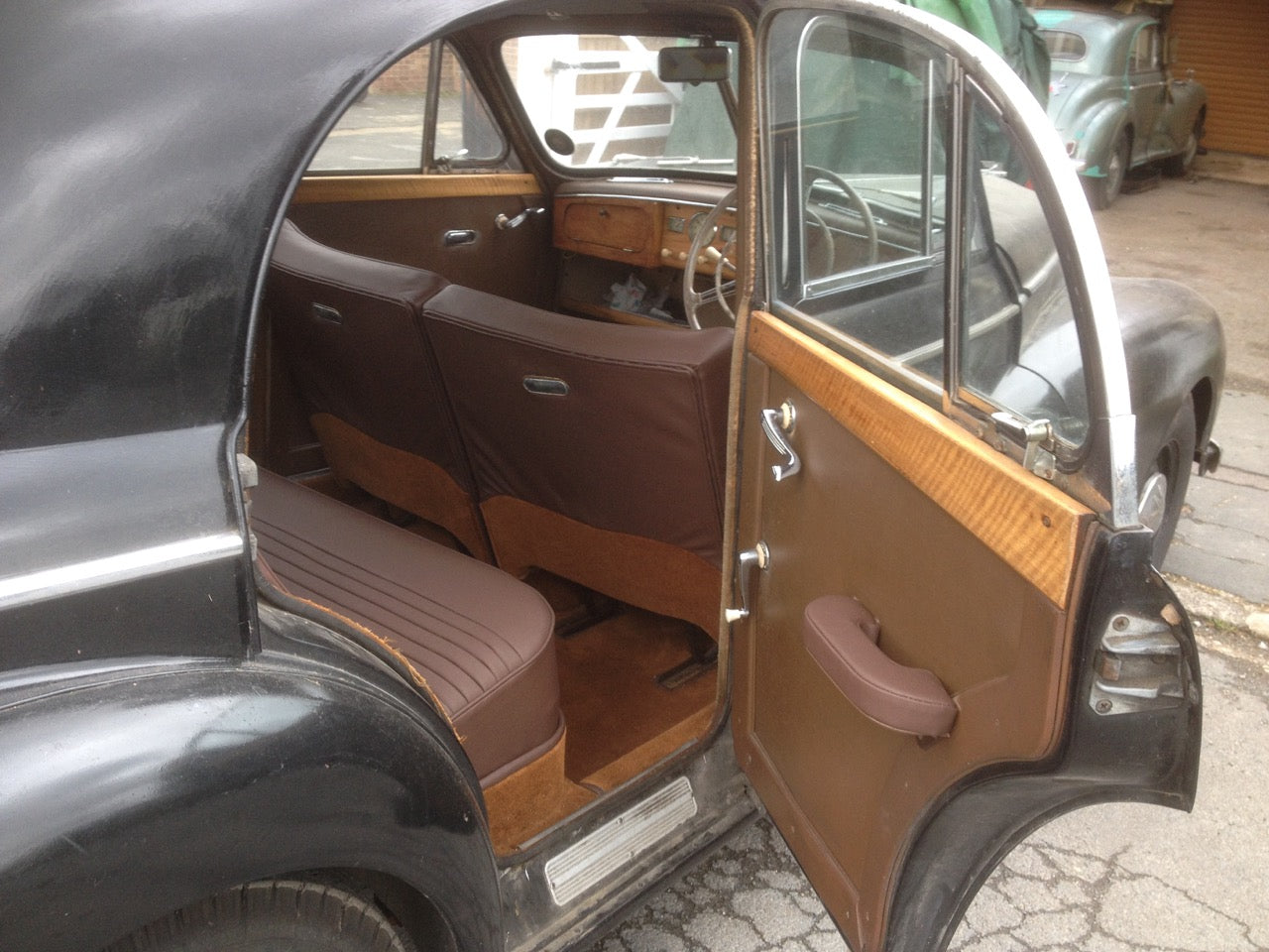 Black Wolseley 6/80