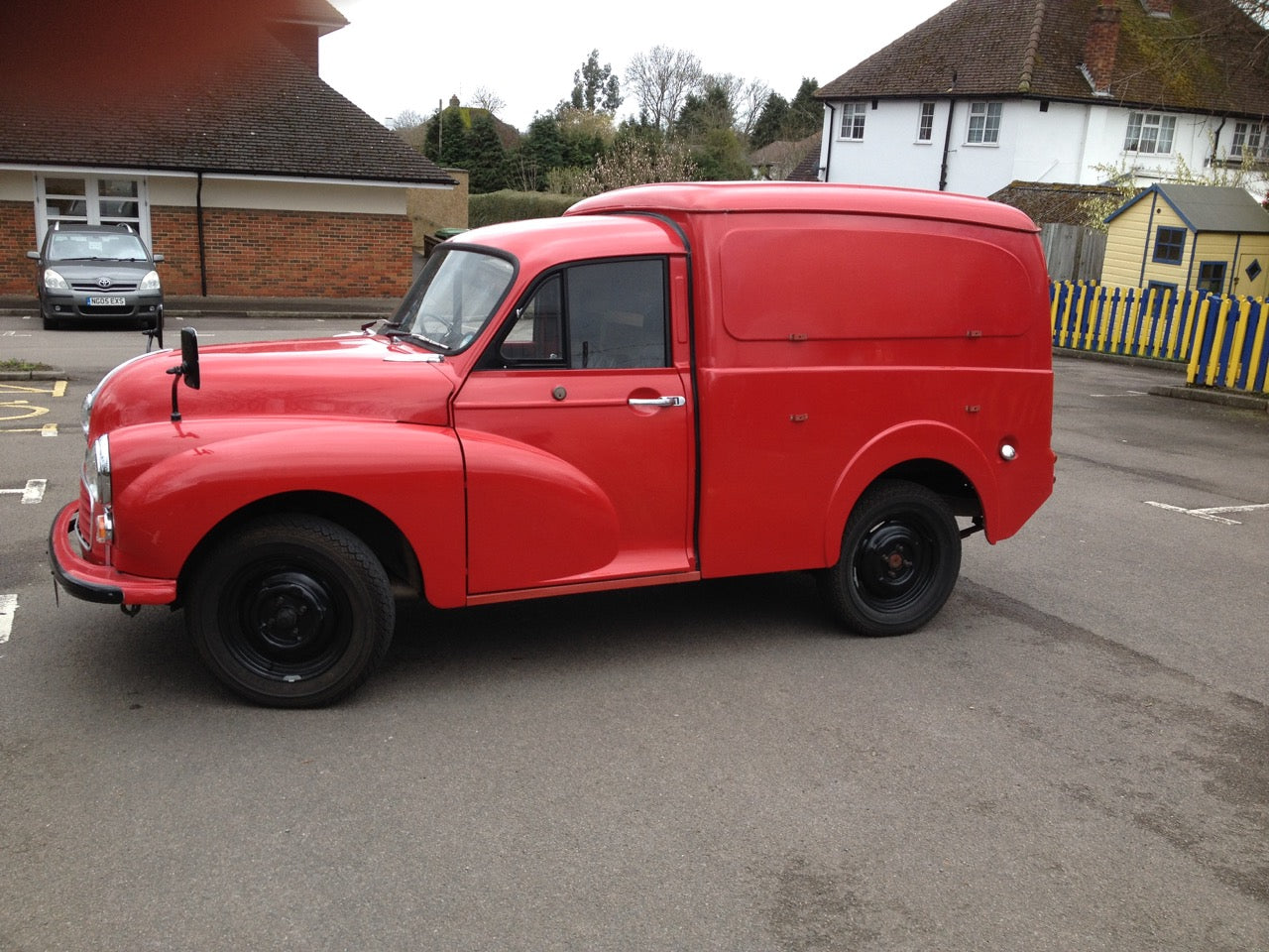 Morris Minor Post Van