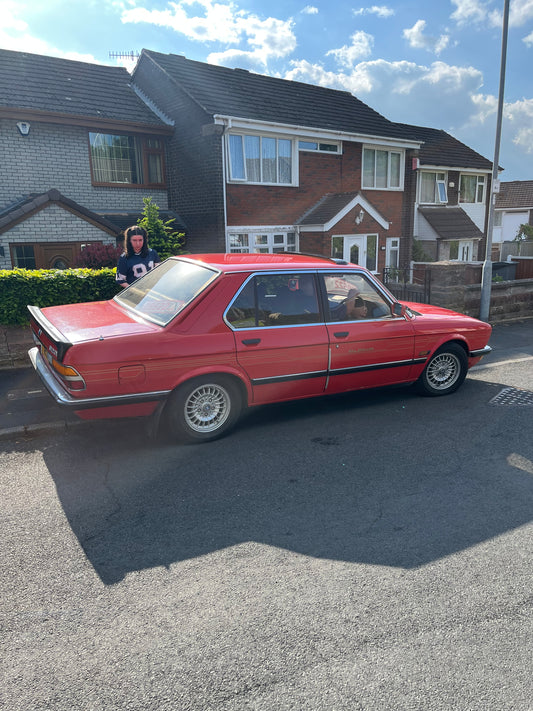BMW 520i