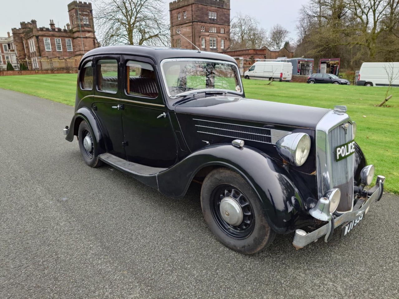 Wolseley 16/65 Saloon