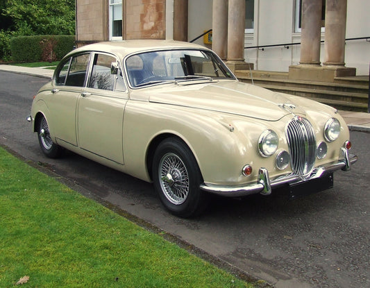 Jaguar 240 (MK II)