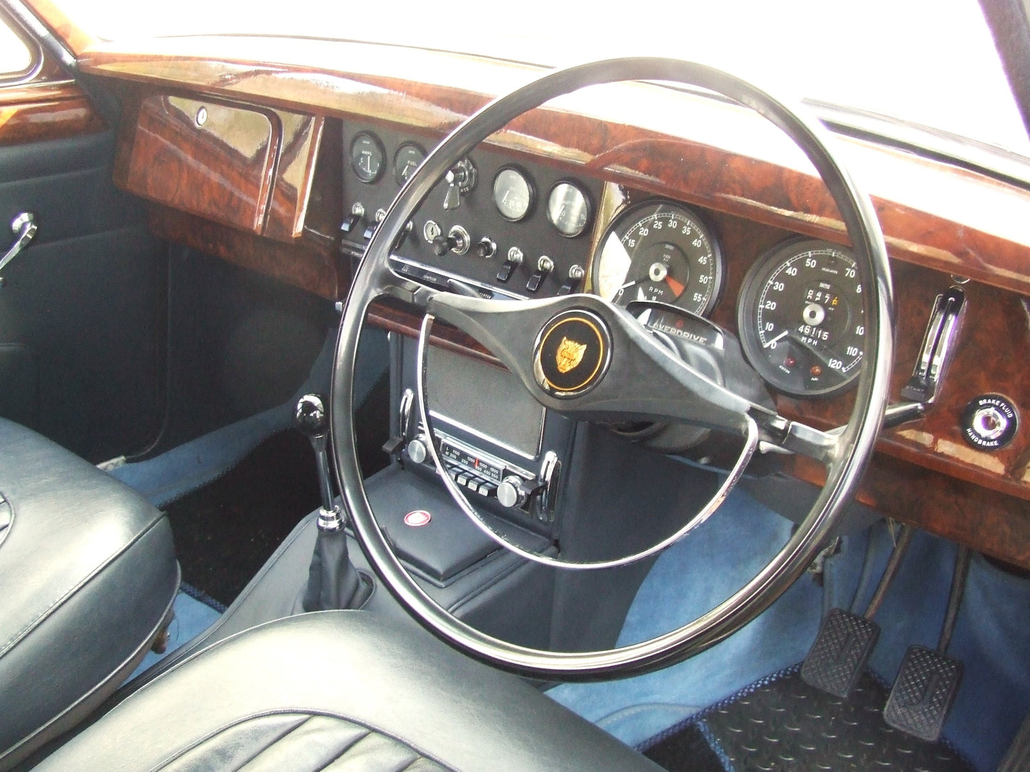 Jaguar 240 (MK II)