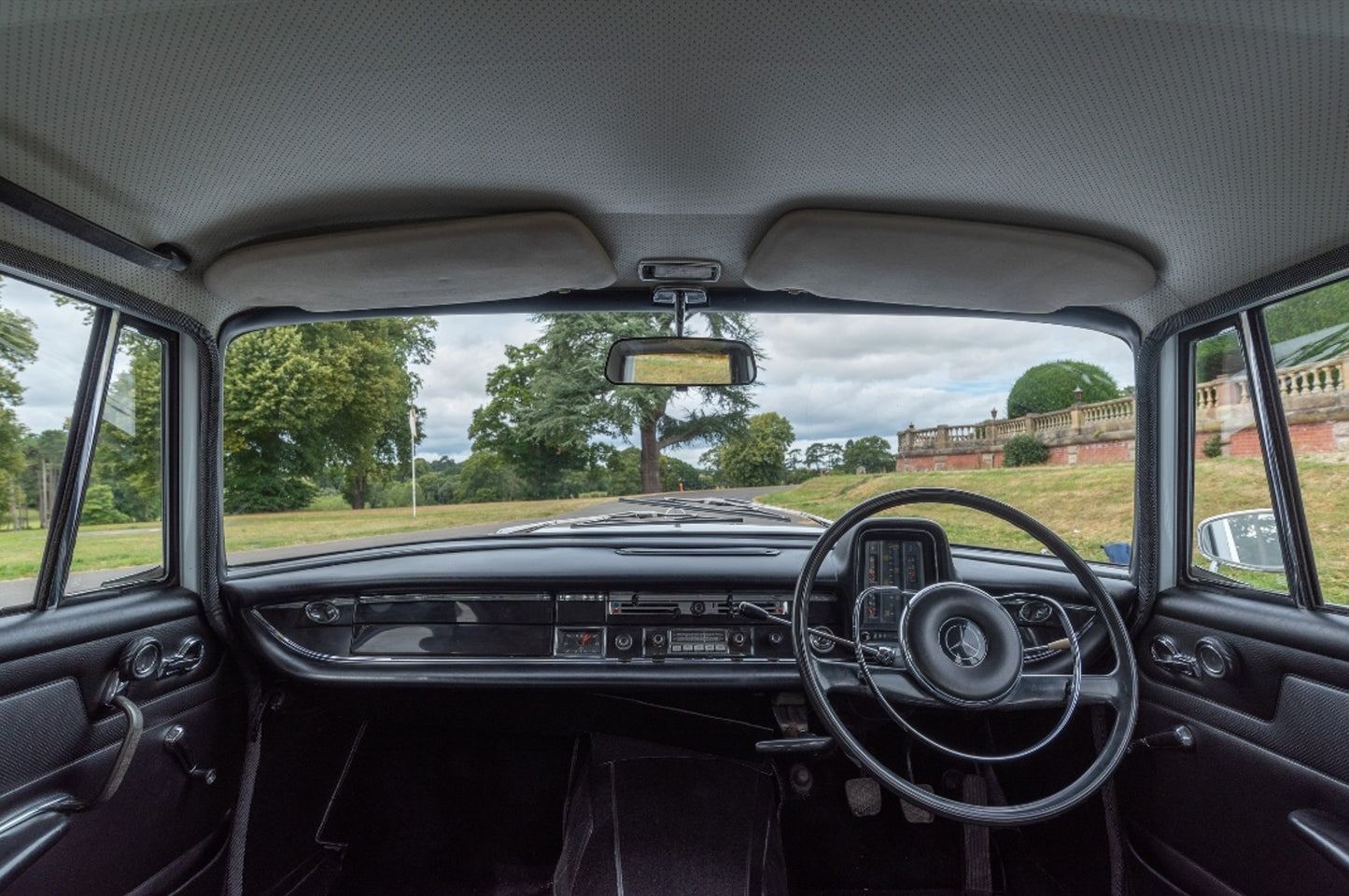 Mercedes Benz Fintail
