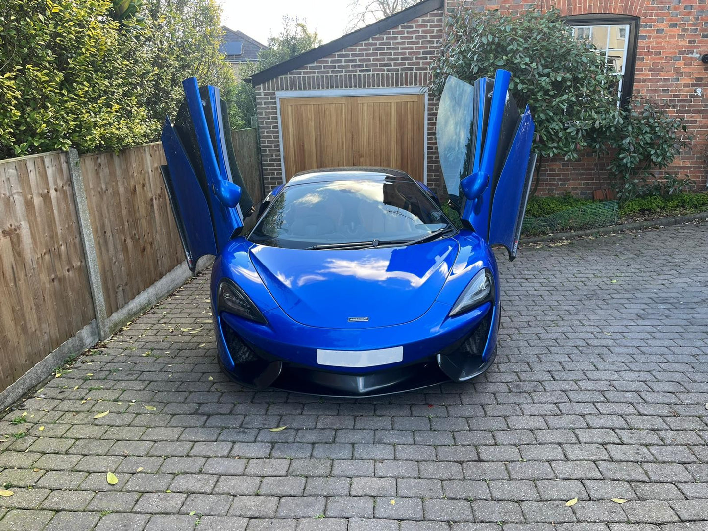McLaren 570S