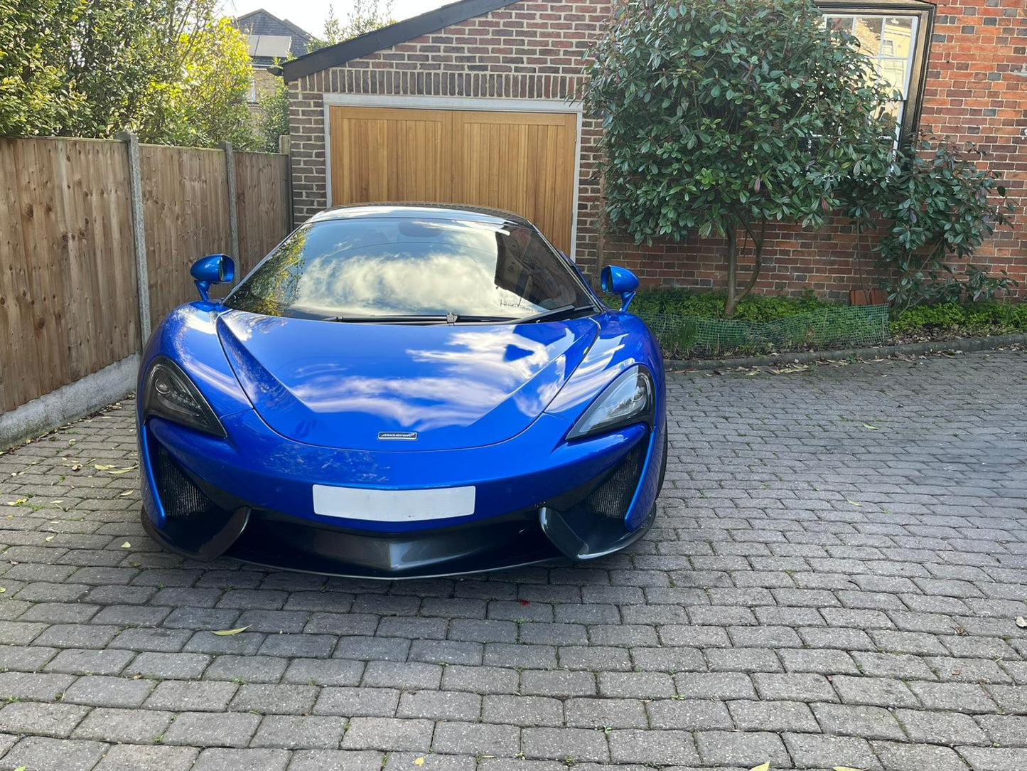 McLaren 570S