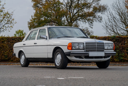 Mercedes Benz W123 200