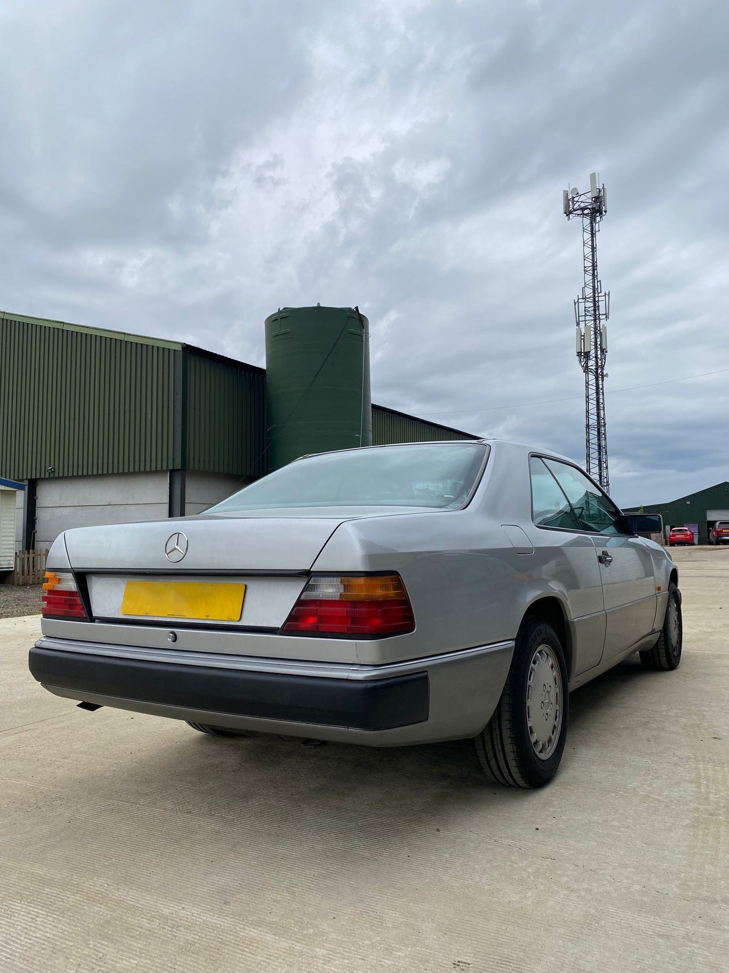Mercedes Benz 230CE