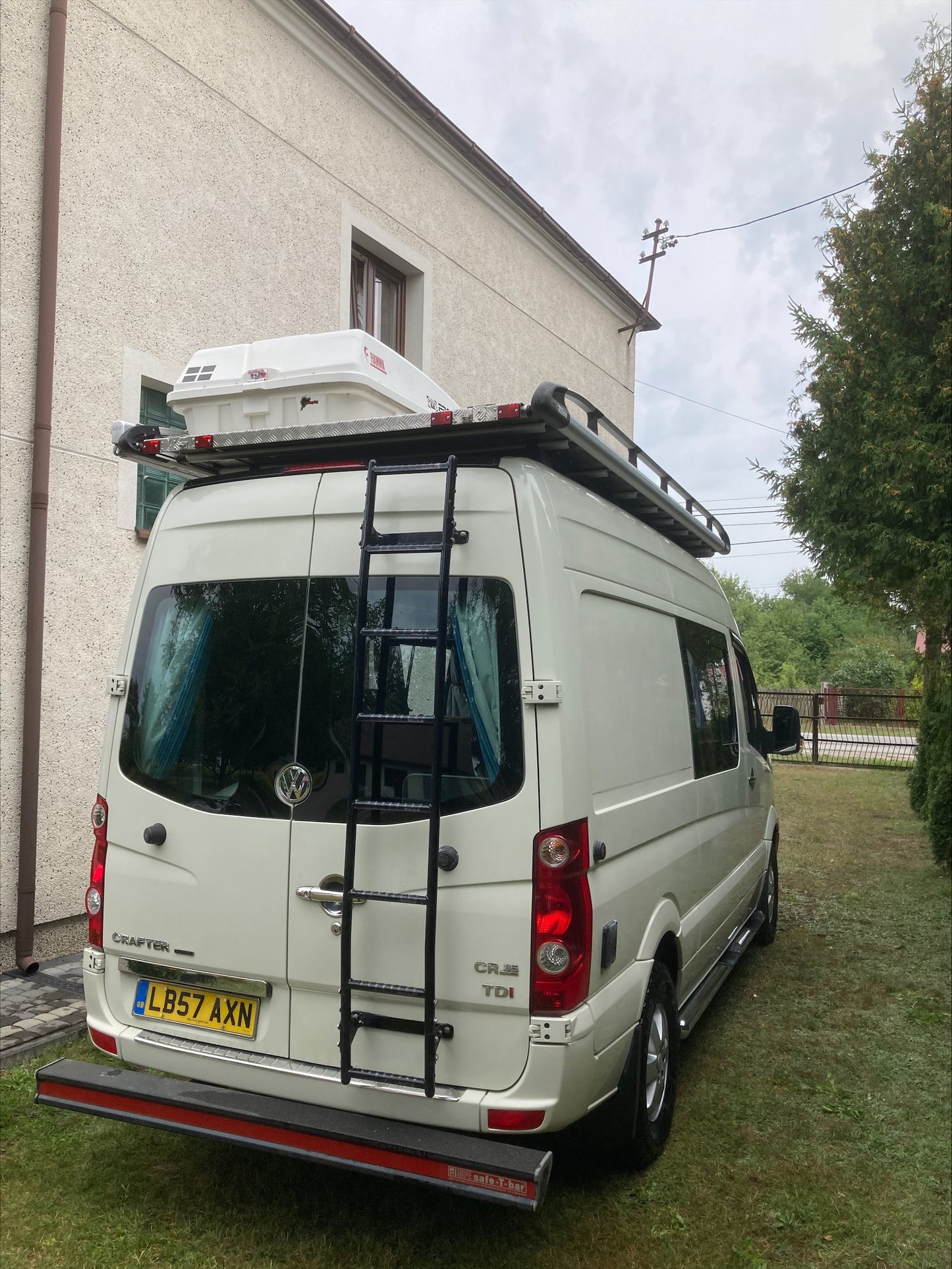 Volkswagen Crafter MWB Motorcaravan
