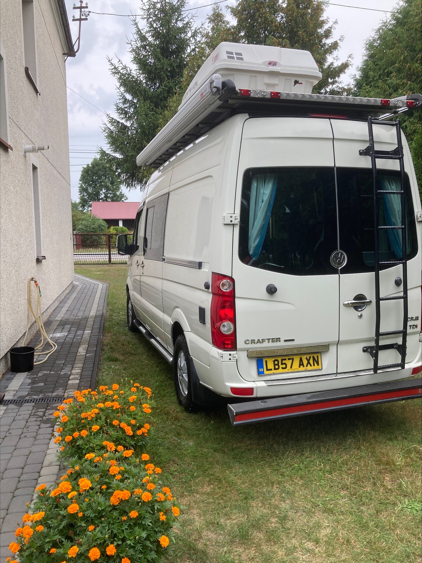Volkswagen Crafter MWB Motorcaravan