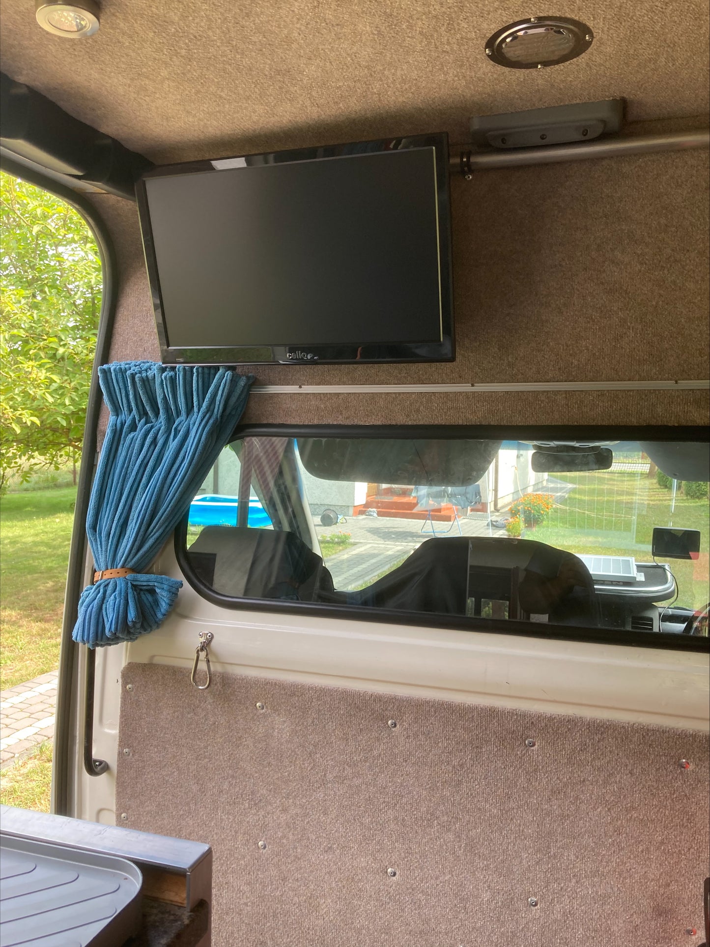 Volkswagen Crafter MWB Motorcaravan